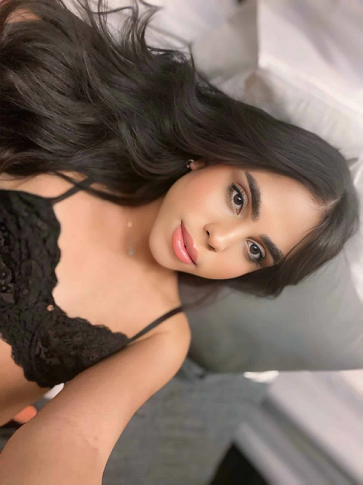 Bella shemale — Photo 4