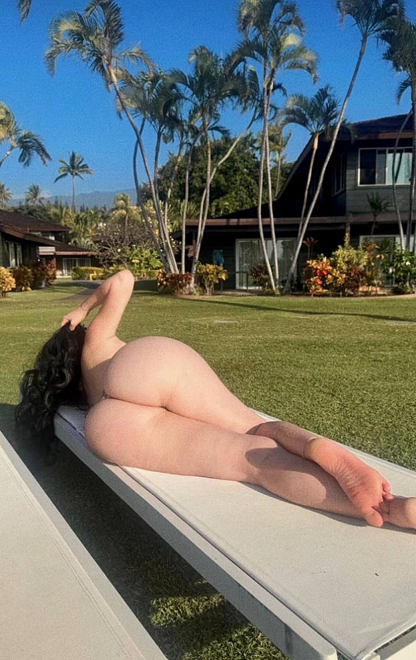 Maya — Photo 4
