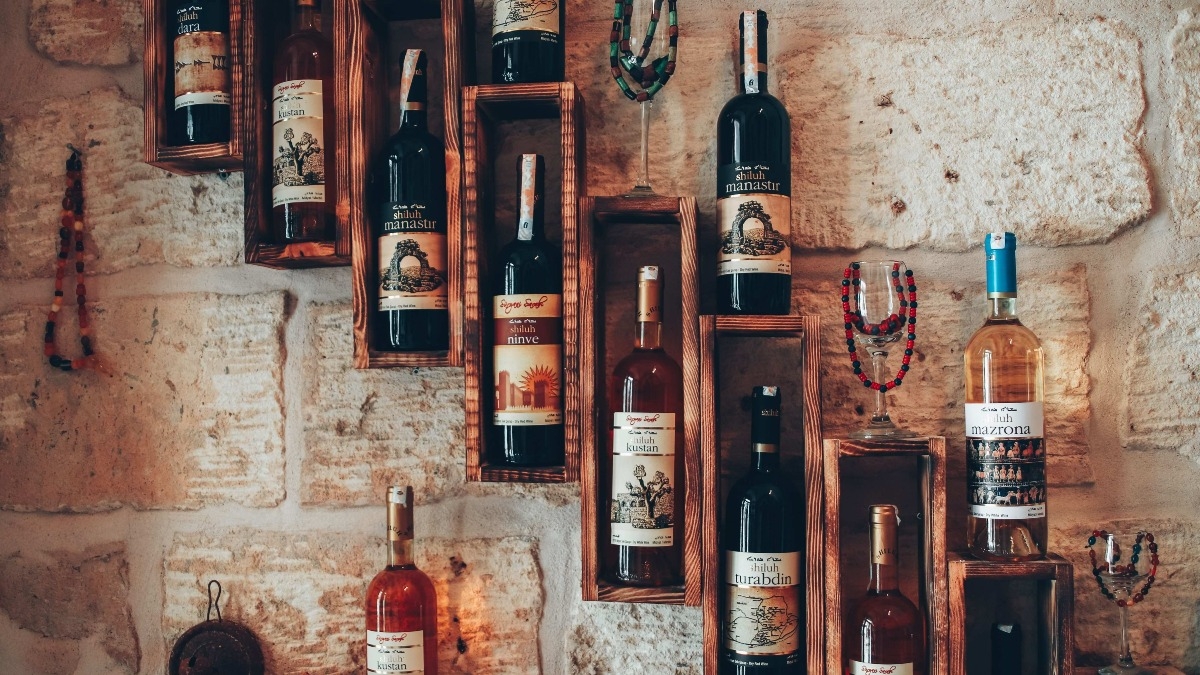 Doha's Best Wine Bars For an Escort Date