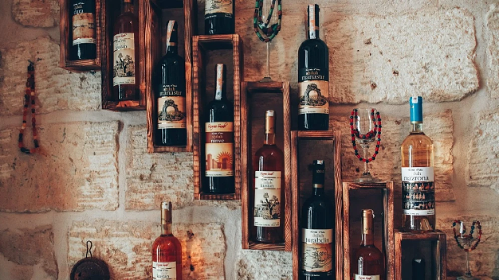 Doha's Best Wine Bars For an Escort Date