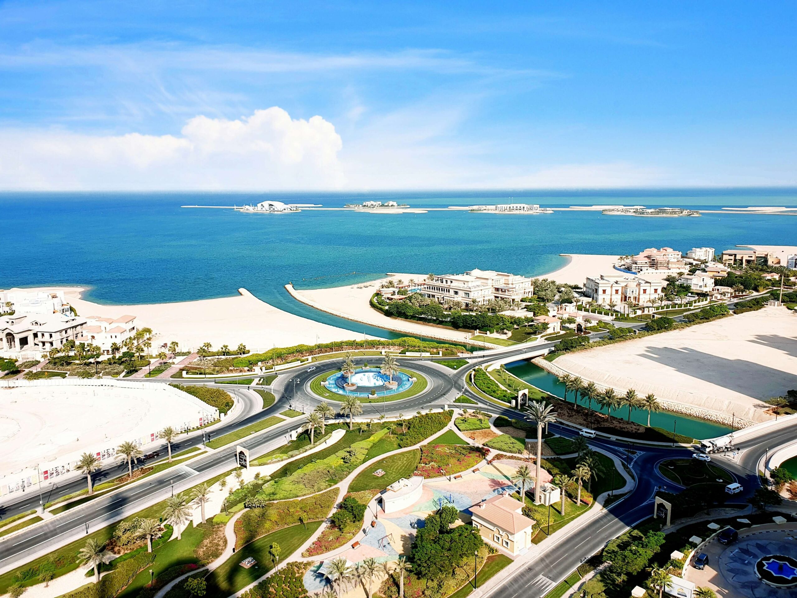 the gardens and beach of Pearl-Qatar from above