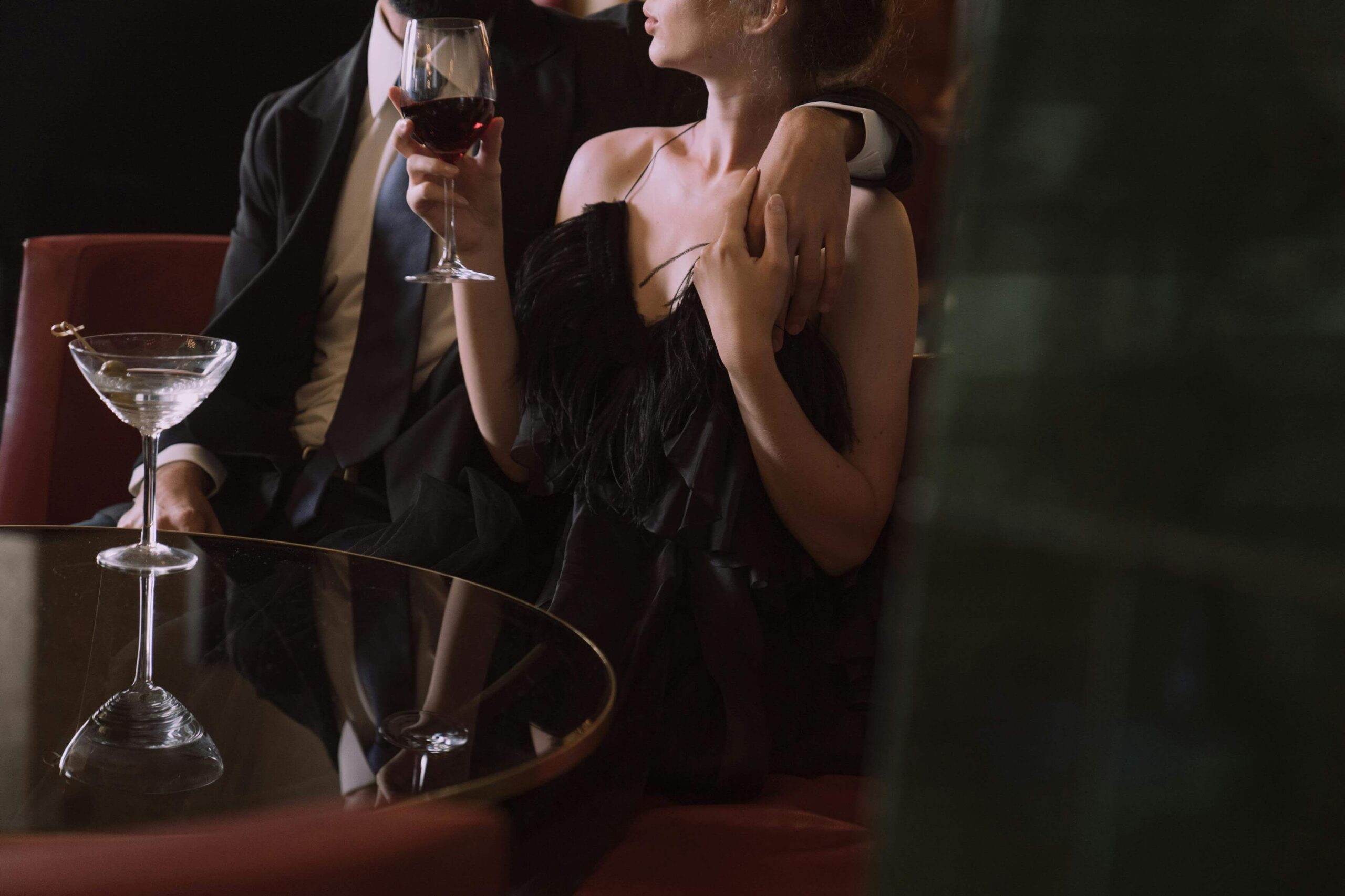 Should I Bring an Escort on My Business Trip in Qatar?