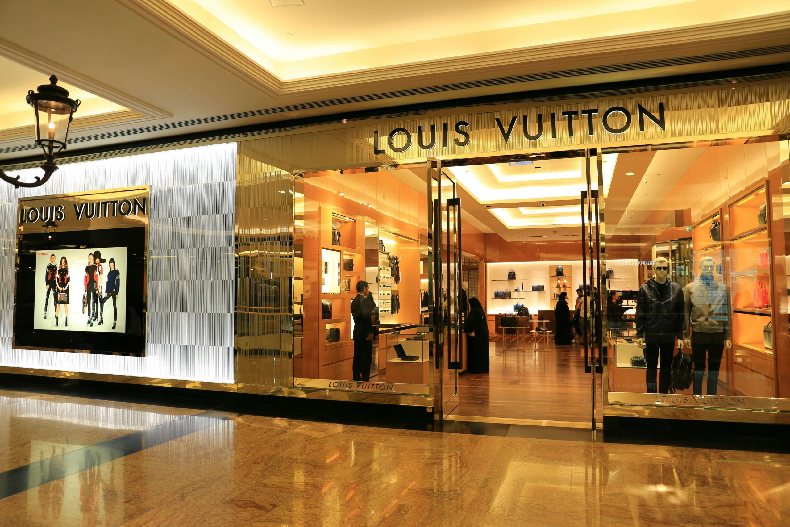 Where to Shop For Luxury Goods in Kuwait