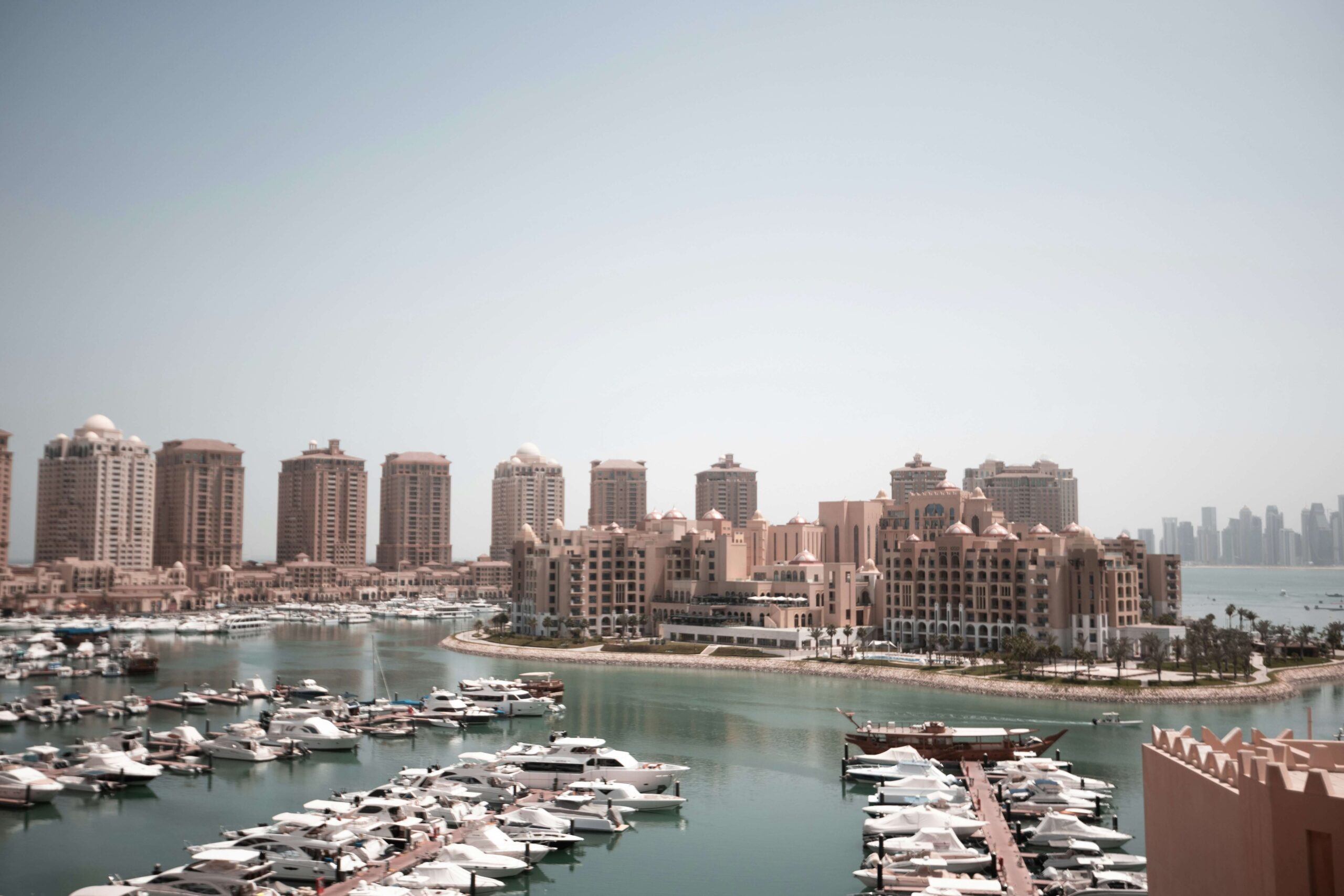 the Pearl Qatar marina with yachts in the harbour